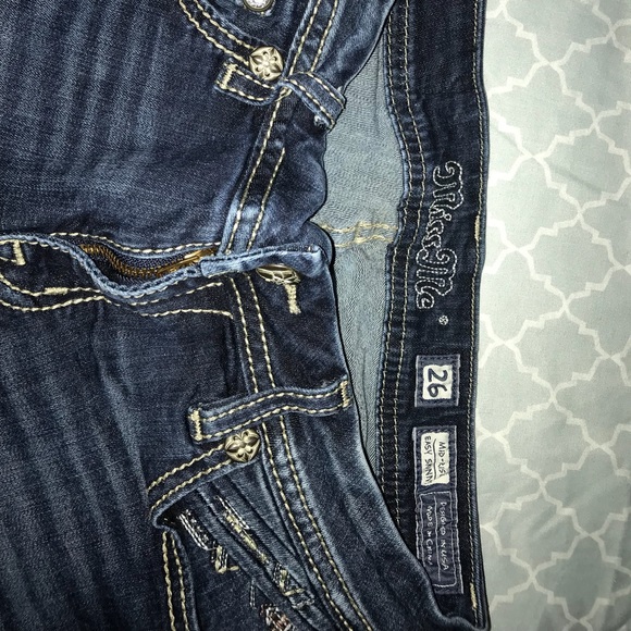 Miss Me Easy Skinny Jeans - Picture 4 of 5